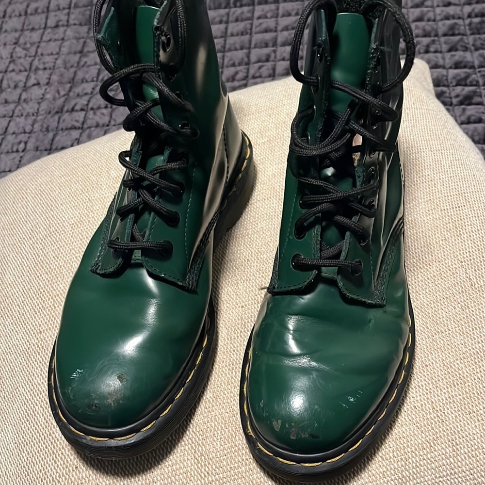 Doc Martens 1460 Green smooth leather boots